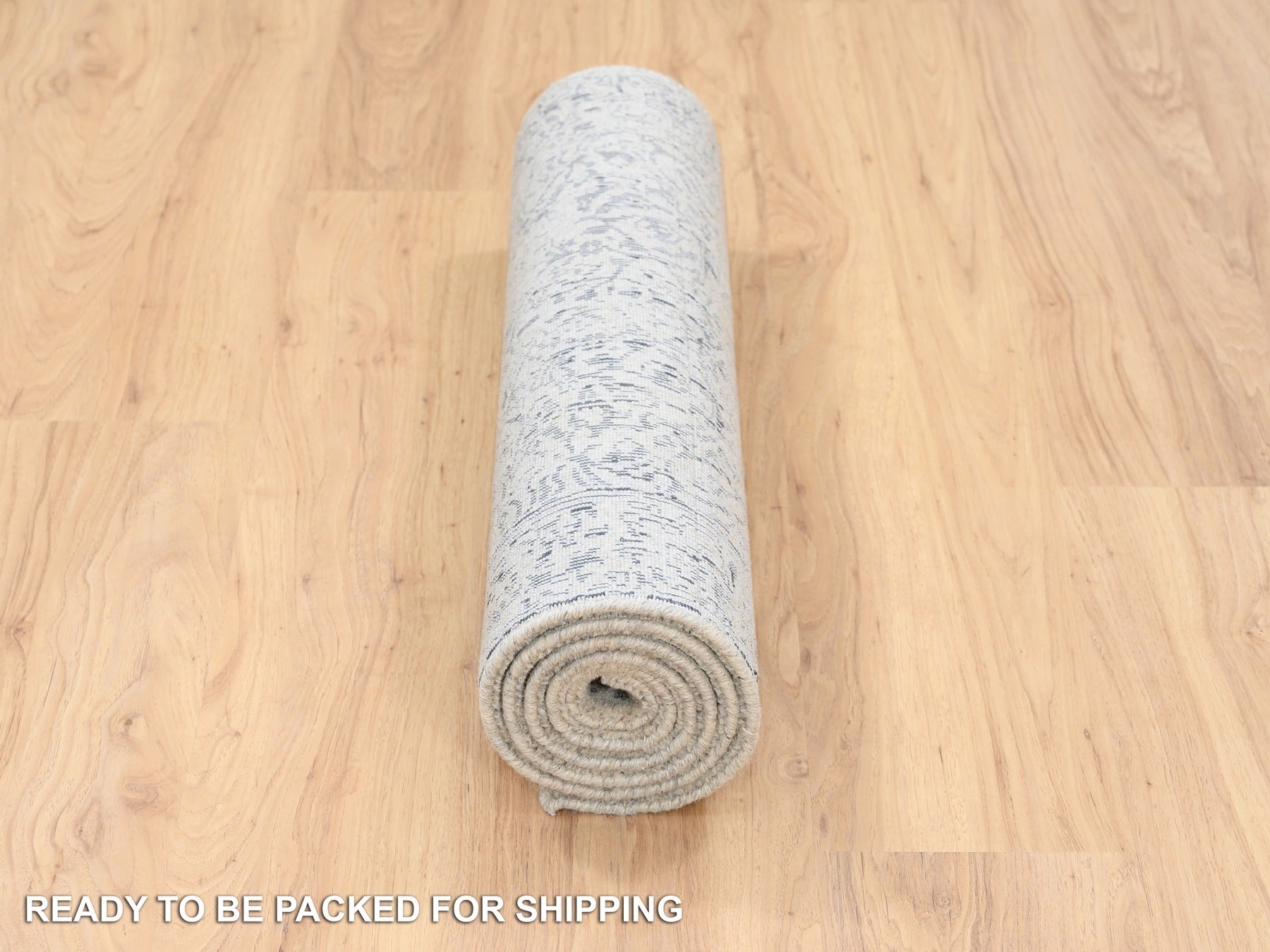 Modern / Contemporary hand-knotted wool/art silk runner in Gray, 2'6" x 6'1" — SKU O063262 (view 6)