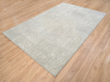 Modern / Contemporary hand-knotted wool/art silk rug in Beige, 6' x 9'2" — SKU O063264 (view 4)
