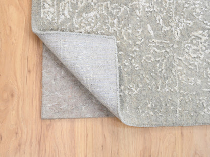 Modern / Contemporary hand-knotted wool/art silk rug in Beige, 8' x 10' — SKU O063267 (view 4)