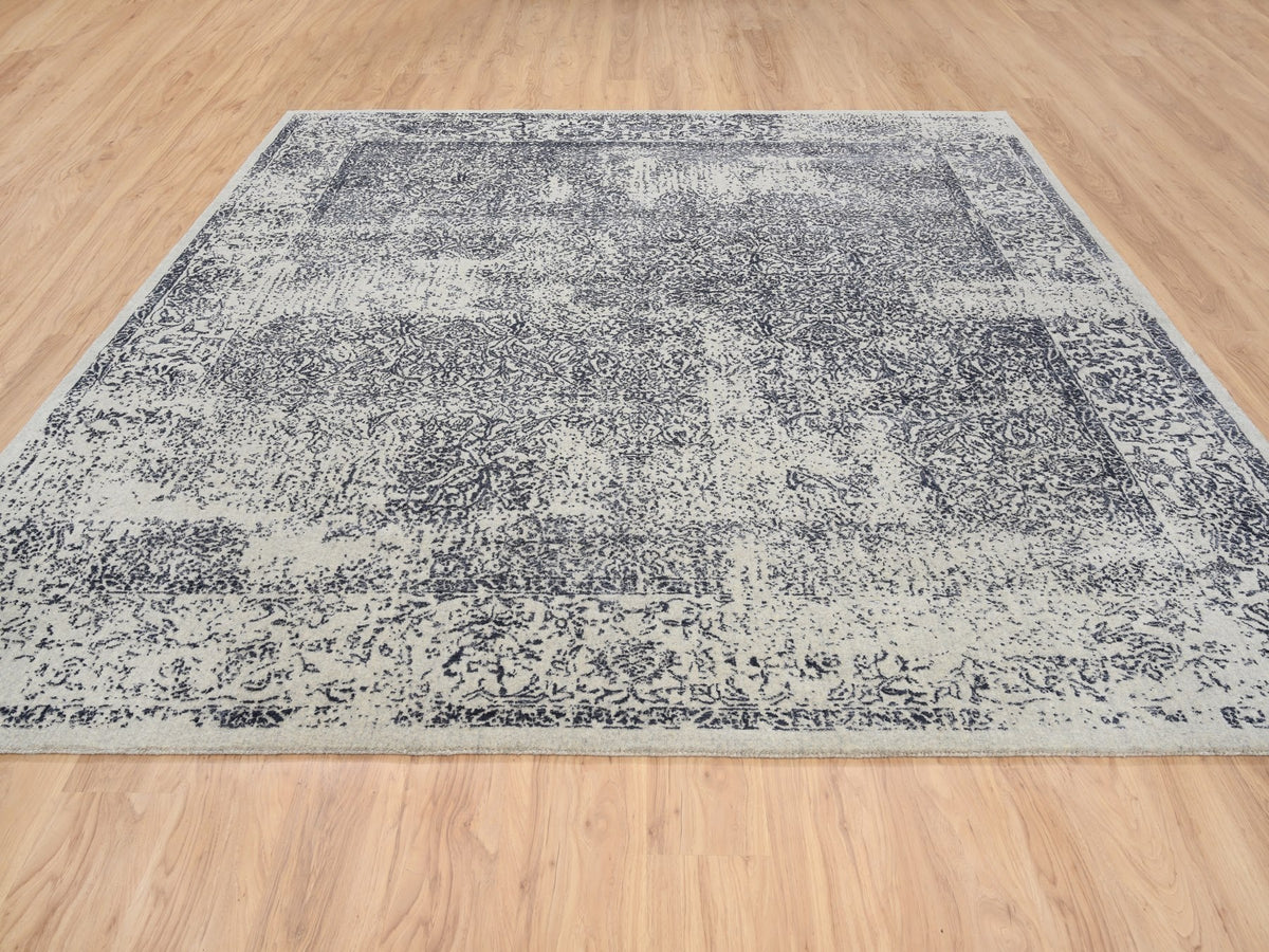 Modern / Contemporary hand-knotted wool/art silk rug in Gray, 10' x 10'1" — SKU O063276 (view 2)