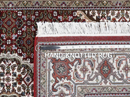 Red 4'1" x 16'0" Traditional Hand knotted Wool Rug - Sku: O063290