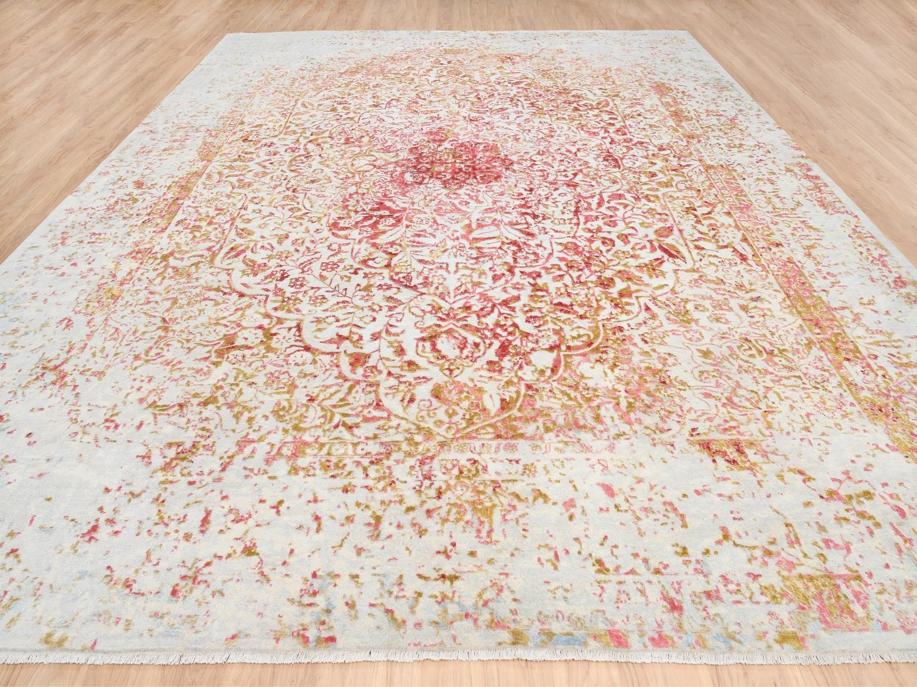 Modern / Contemporary hand-knotted wool/silk rug in Pink, 12'1" x 15' — SKU O063304 (view 2)