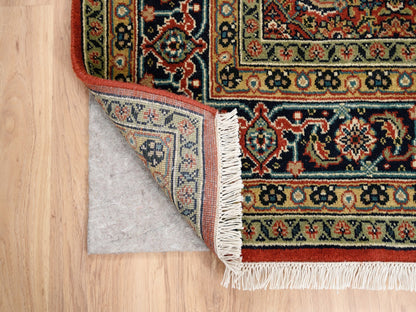 Red 6'1" x 6'1" Traditional Hand knotted Wool Rug - Sku: O063319