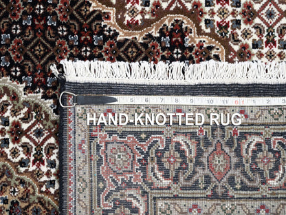Tabriz Fine Oriental hand-knotted wool runner in Black, 3'9" x 12' — SKU O063335 (view 8)