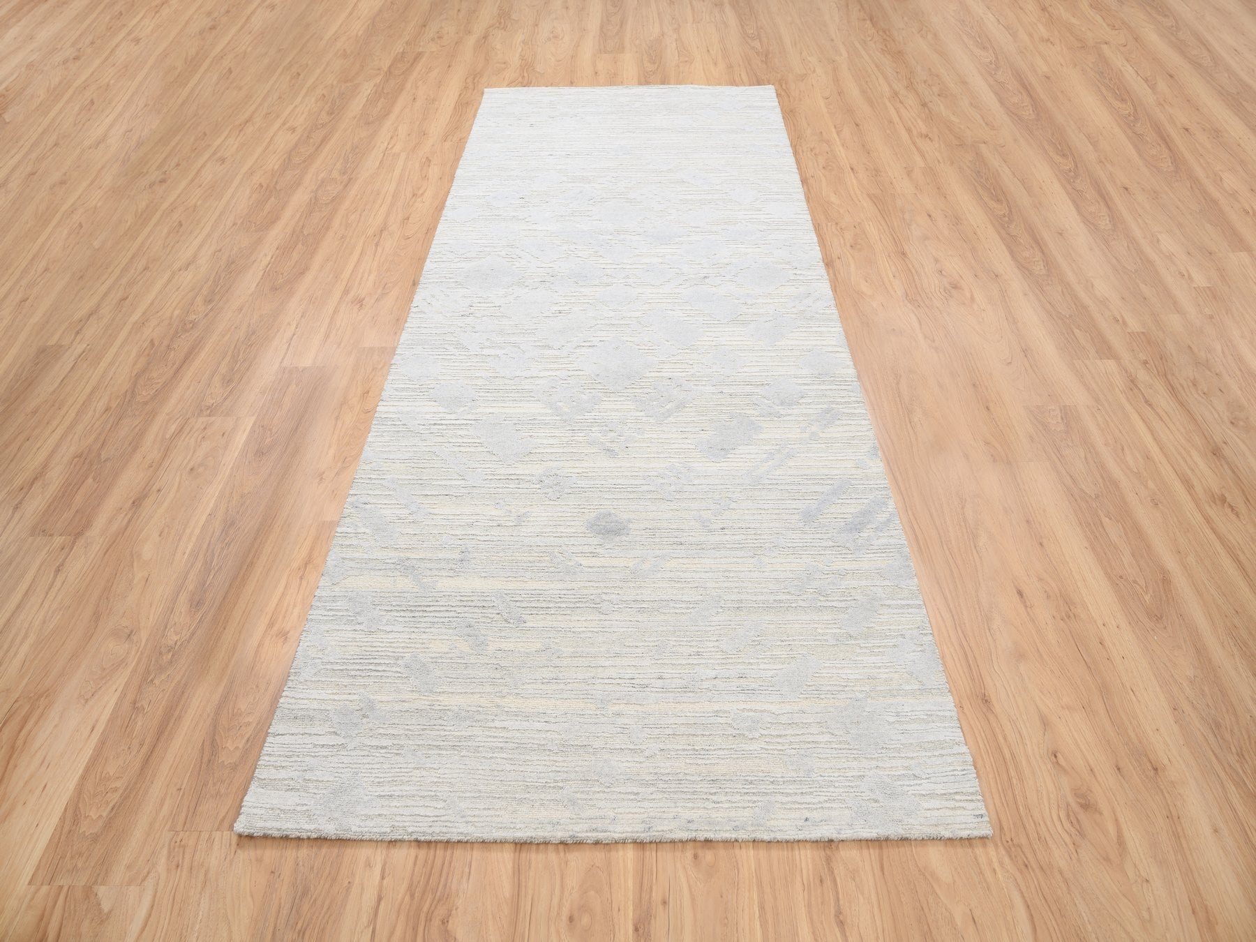 Gray 4'1" x 10'1" Modern / Contemporary Hand knotted Wool Rug - Sku: O063377