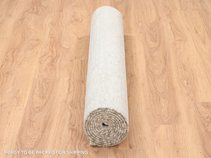 Grey 4'1" x 10'1" Modern / Contemporary Hand knotted Wool Rug - Sku: O063377