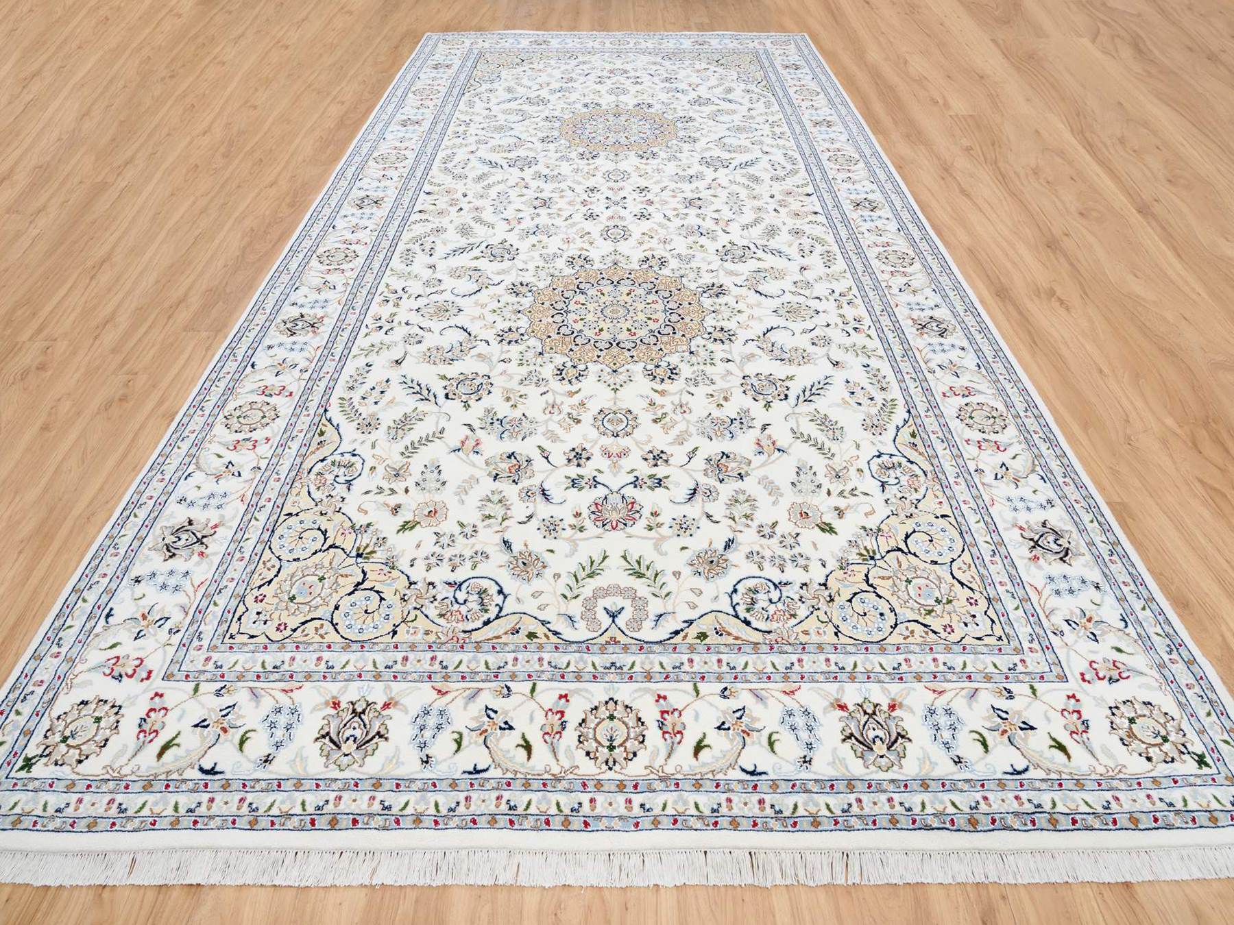 Ivory 8'0" x 16'2" Traditional Hand knotted Wool Rug - Sku: O063395
