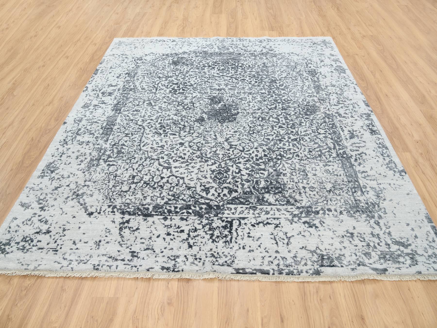 Transitional hand-knotted wool/silk rug in Gray, 8' x 8' — SKU O063455 (view 3)