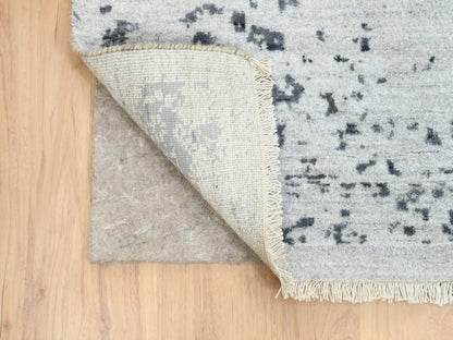 Grey 8'0" x 8'0" Transitional Hand knotted Wool/Silk Rug - Sku: O063455
