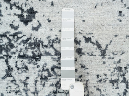Grey 8'0" x 8'0" Transitional Hand knotted Wool/Silk Rug - Sku: O063455