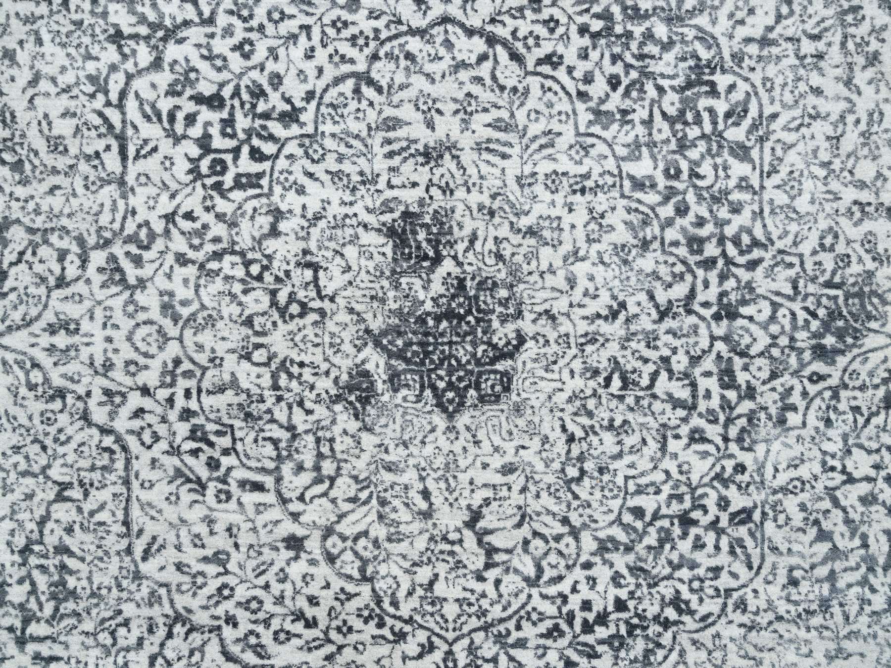 Transitional hand-knotted wool/silk rug in Gray, 8' x 8' — SKU O063455 (view 9)