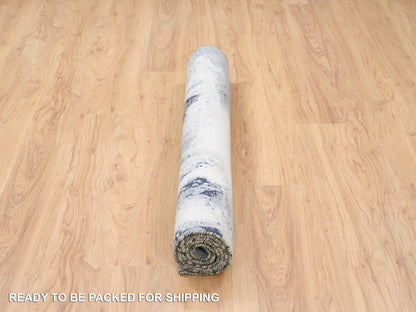 Grey 4'1" x 6'0" Modern / Contemporary Hand knotted Wool/Silk Rug - Sku: O063462