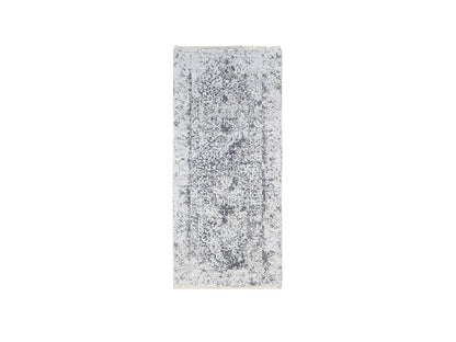 Grey 2'6" x 5'10" Transitional Hand knotted Wool/Silk Rug - Sku: O063475
