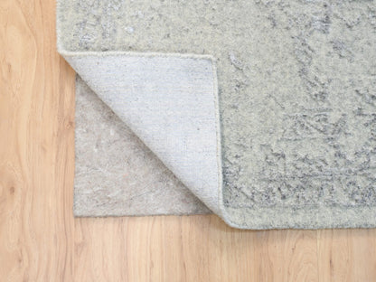 Modern / Contemporary hand-knotted wool/silk rug in Beige, 8' x 10'1" — SKU O063479 (view 4)