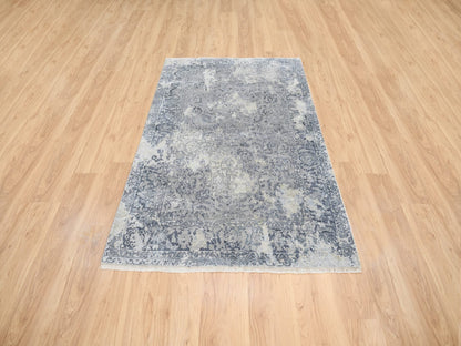 Grey 3'10" x 6'0" Transitional Hand knotted Wool/Silk Rug - Sku: O063483