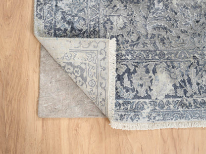 Grey 3'10" x 6'0" Transitional Hand knotted Wool/Silk Rug - Sku: O063483