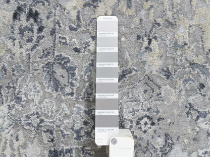 Grey 3'10" x 6'0" Transitional Hand knotted Wool/Silk Rug - Sku: O063483