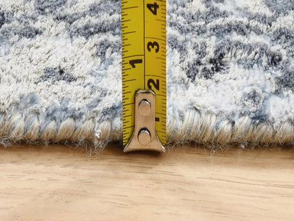 Grey 3'10" x 6'0" Transitional Hand knotted Wool/Silk Rug - Sku: O063483