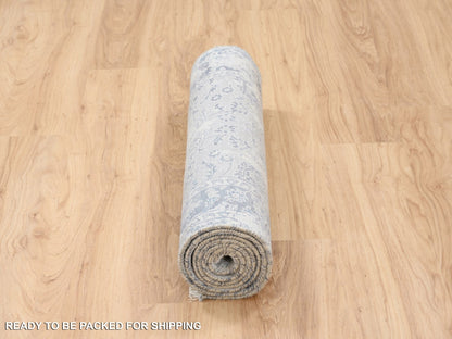 Grey 2'8" x 7'8" Transitional Hand knotted Wool/Silk Rug - Sku: O063496