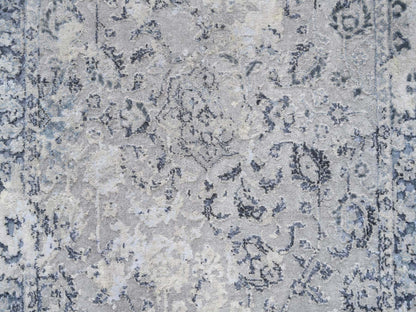 Grey 3'2" x 4'10" Transitional Hand knotted Wool/Silk Rug - Sku: O063497