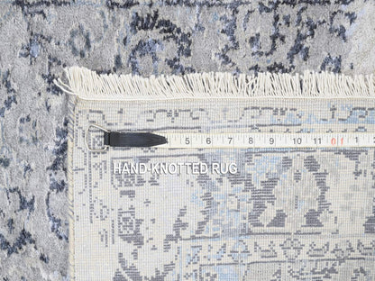 Grey 3'2" x 4'10" Transitional Hand knotted Wool/Silk Rug - Sku: O063497