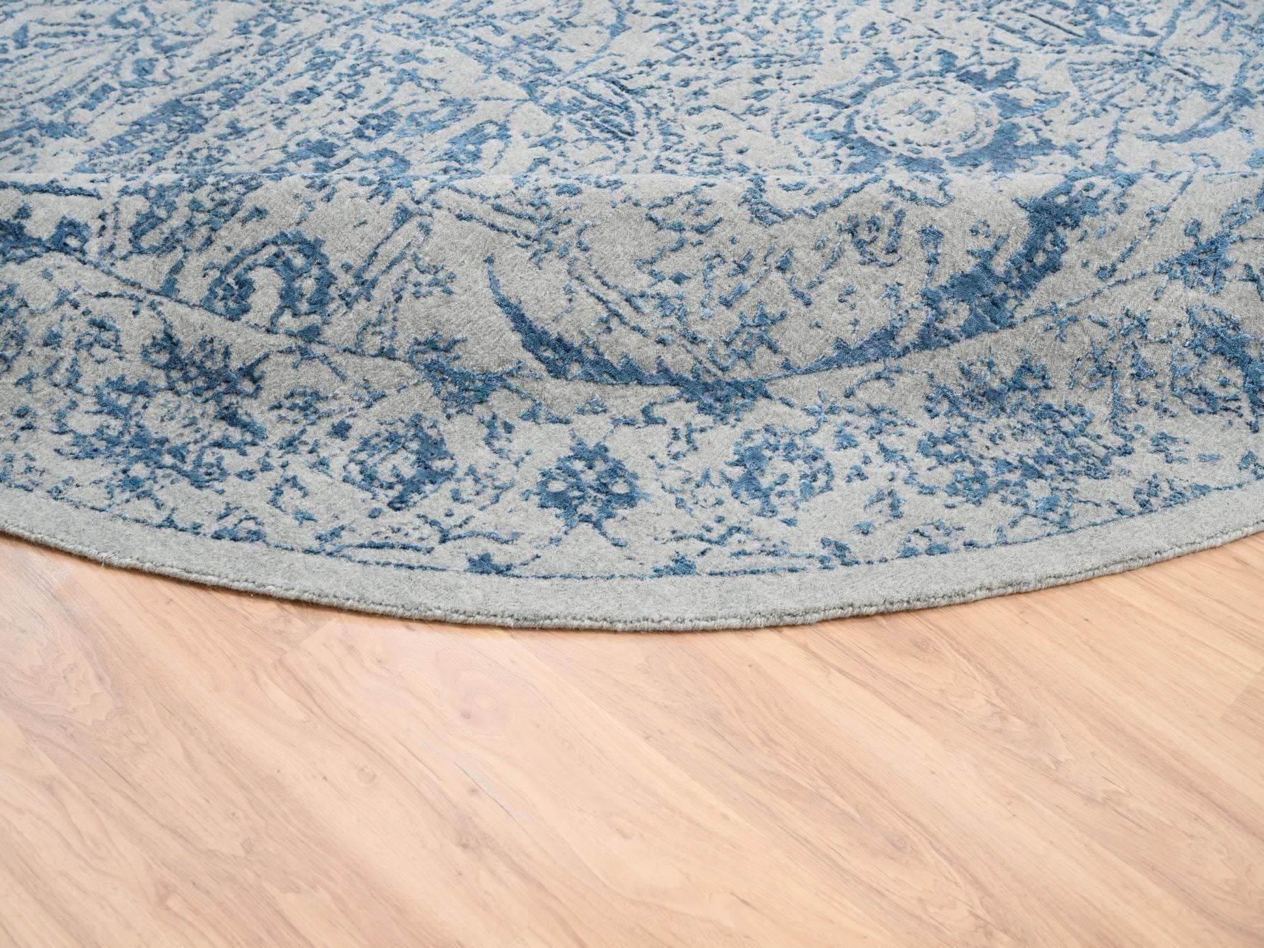 Transitional hand-knotted wool/silk rug in Blue, 12' x 12' — SKU O063506 (view 7)