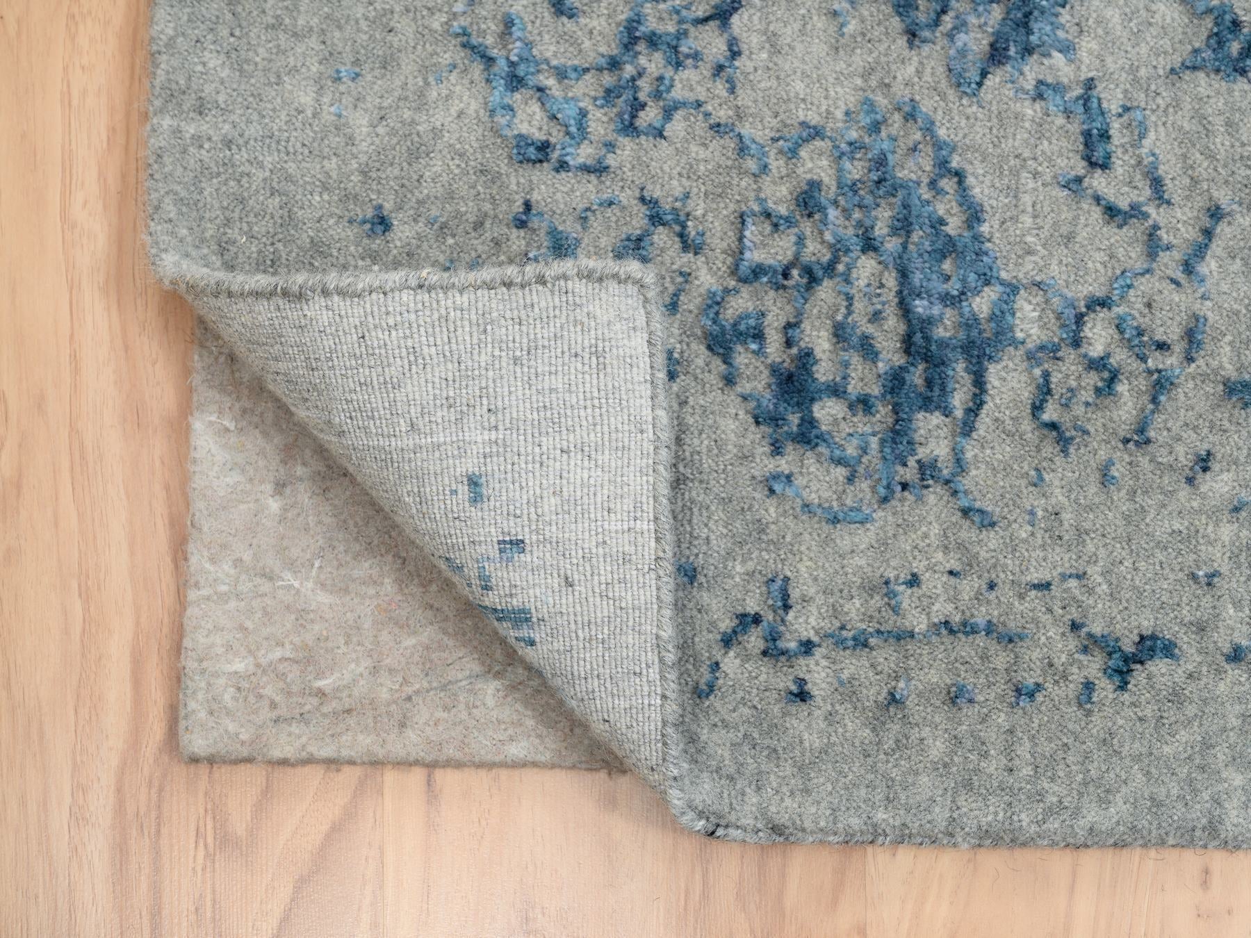 Transitional hand-knotted wool/silk rug in Blue, 10' x 14' — SKU O063508 (view 4)