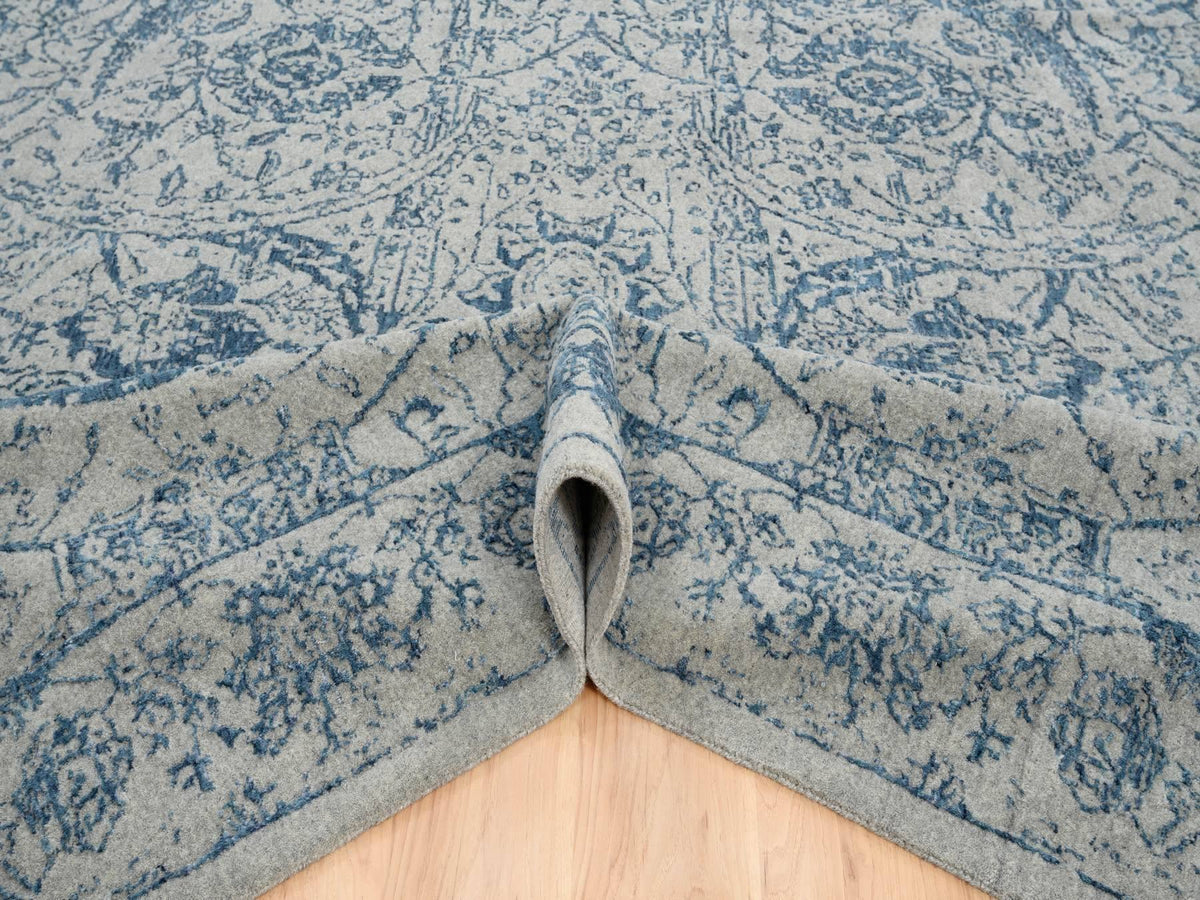 Transitional hand-knotted wool/silk rug in Blue, 10' x 14' — SKU O063508 (view 5)