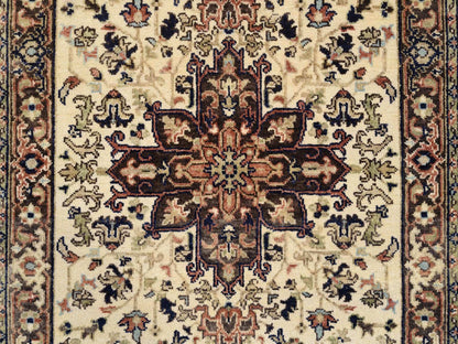 Heriz Heriz hand-knotted wool runner in Beige & Black, 2'7" x 10'3" — SKU O063588 (view 5)