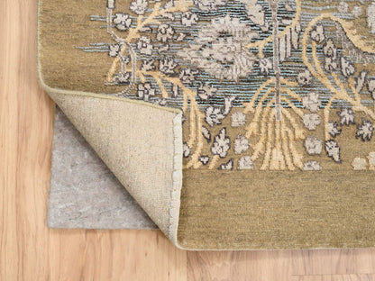 Sarouk Transitional hand-knotted wool/silk rug in Brown, 8' x 9'10" — SKU O063678 (view 5)