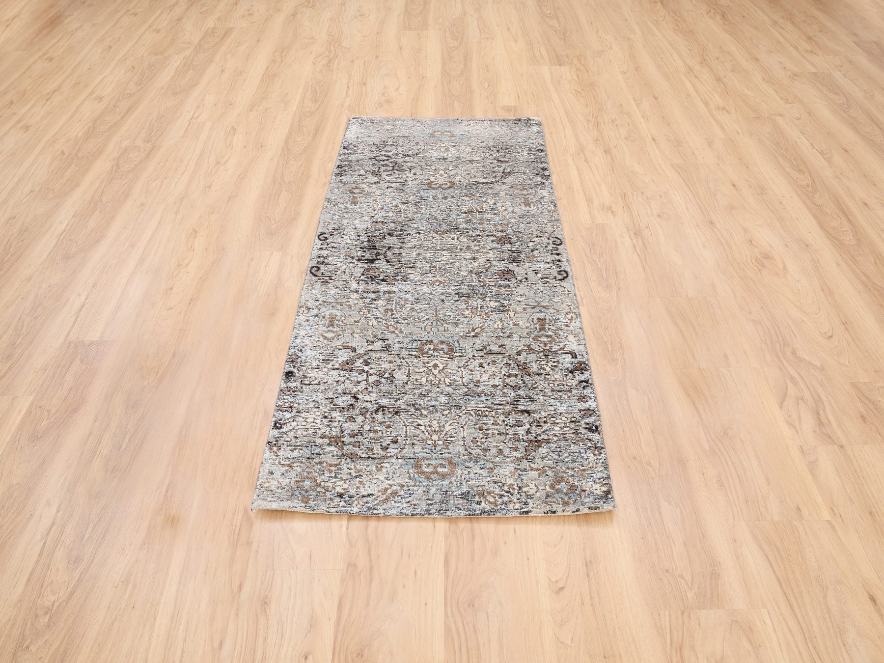 Brown 2'6" x 6'0" Transitional Hand knotted Wool/Silk Rug - Sku: O063711