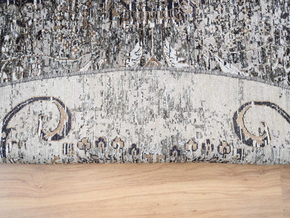 Transitional hand-knotted wool/silk rug in Brown, 11'10" x 11'10" — SKU O063726 (view 5)