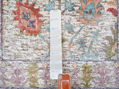 Wool / Silk hand-knotted wool/silk rug in Beige, 2'2" x 3'1" — SKU O063741 (view 4)