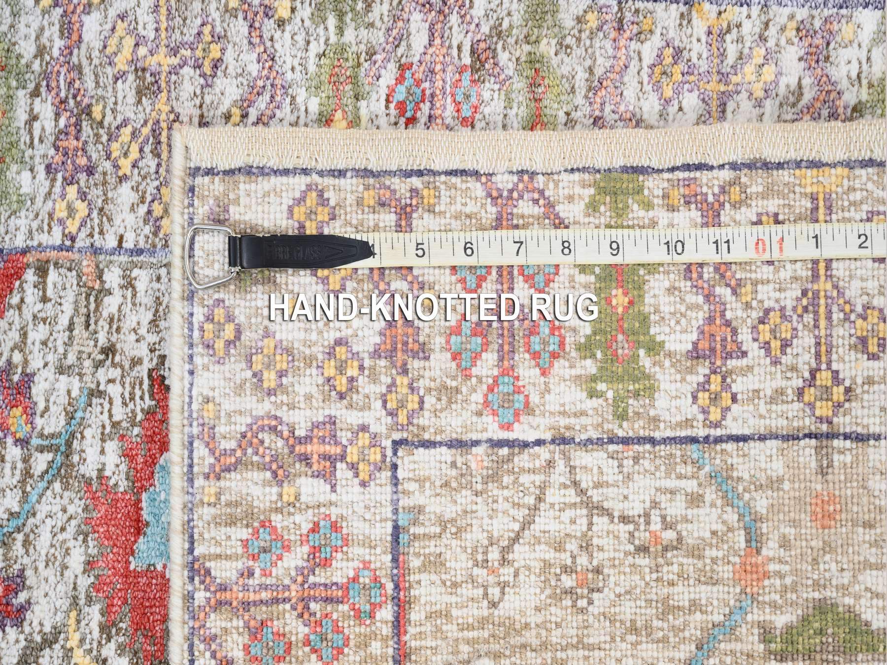 Wool / Silk hand-knotted wool/silk rug in Beige, 2'2" x 3'1" — SKU O063741 (view 8)