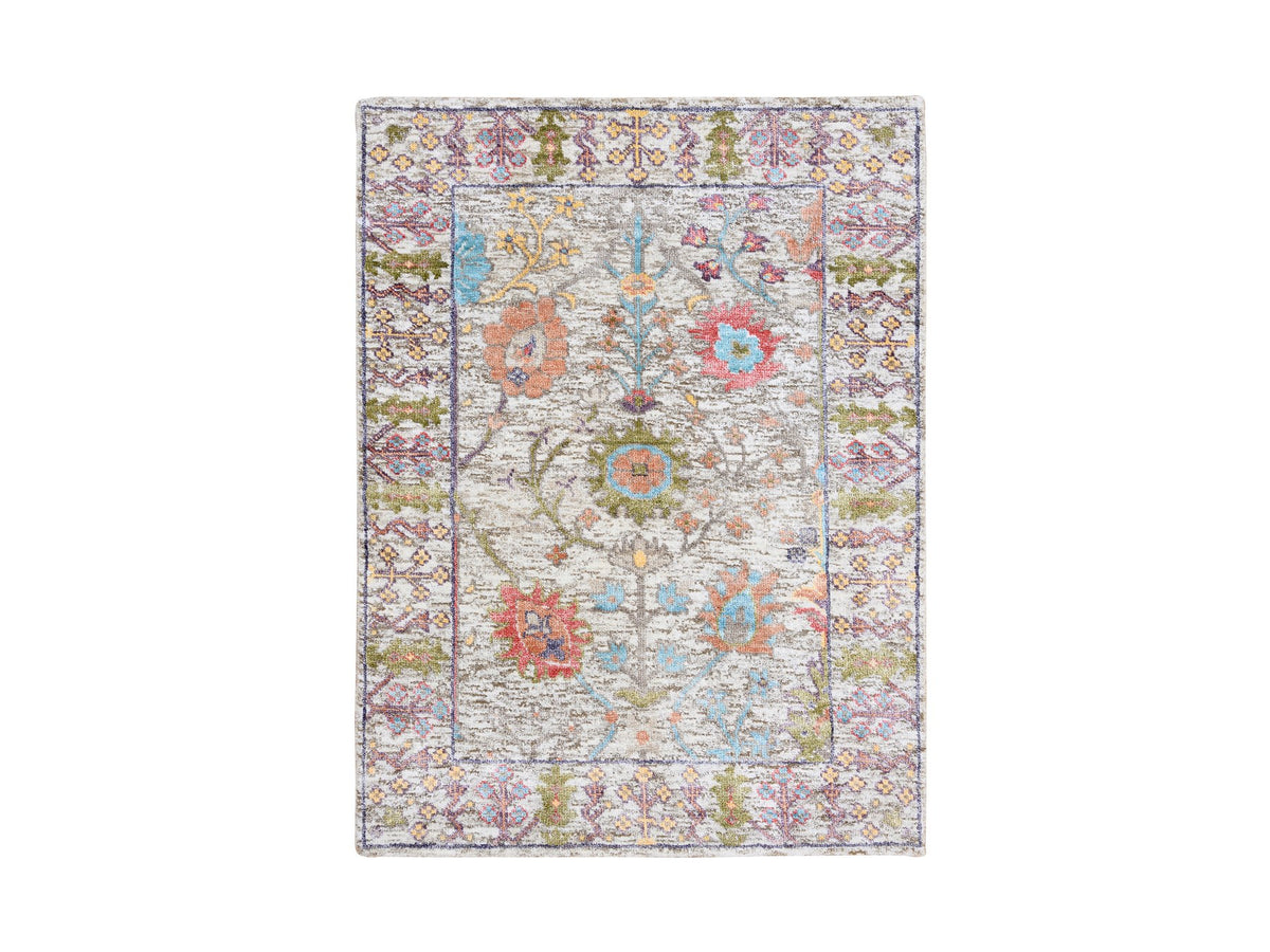 Wool / Silk hand-knotted wool/silk rug in Beige, 2'3" x 3'2" — SKU O063743