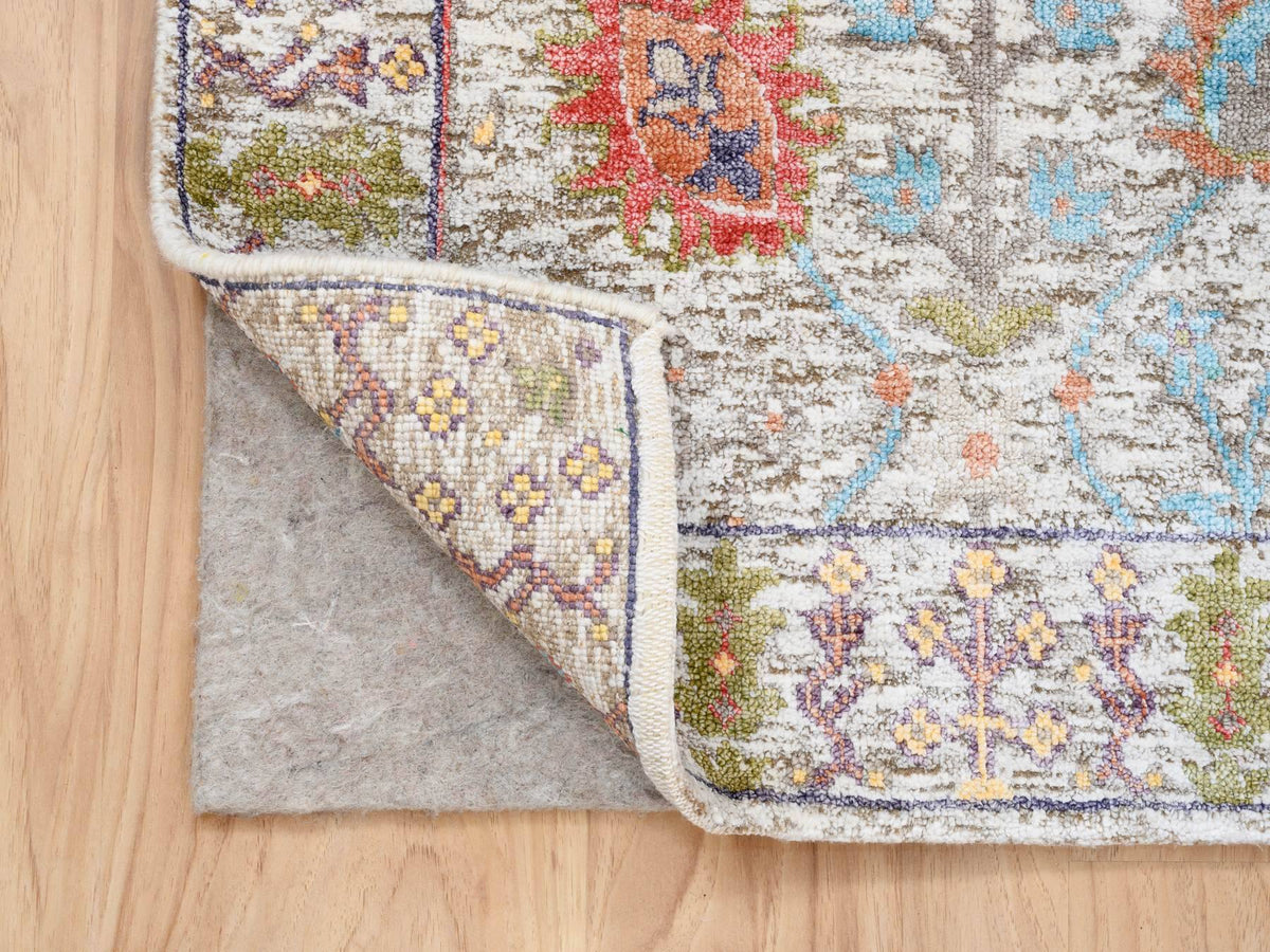 Wool / Silk hand-knotted wool/silk rug in Beige, 2'3" x 3'2" — SKU O063743 (view 3)
