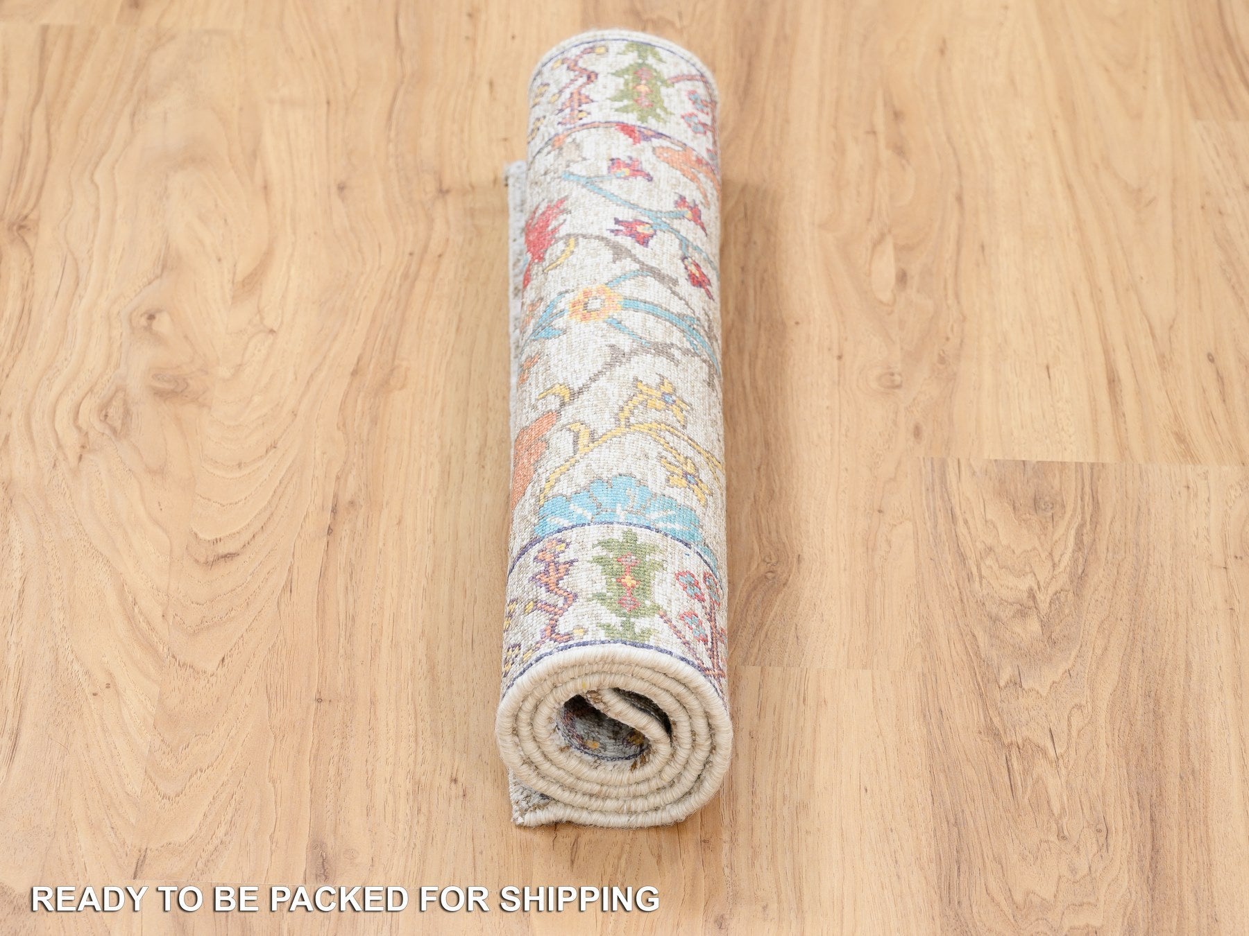 Wool / Silk hand-knotted wool/silk rug in Beige, 2'3" x 3'2" — SKU O063743 (view 6)