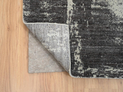 Modern / Contemporary hand-knotted wool/silk rug in Black, 9' x 12' — SKU O063747 (view 4)
