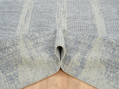 Grey 6'0" x 9'0" Modern / Contemporary Handloom Wool/Silk Rug - Sku: O063753