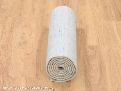 Grey 2'6" x 8'0" Modern / Contemporary Handloom Wool/Silk Rug - Sku: O063762