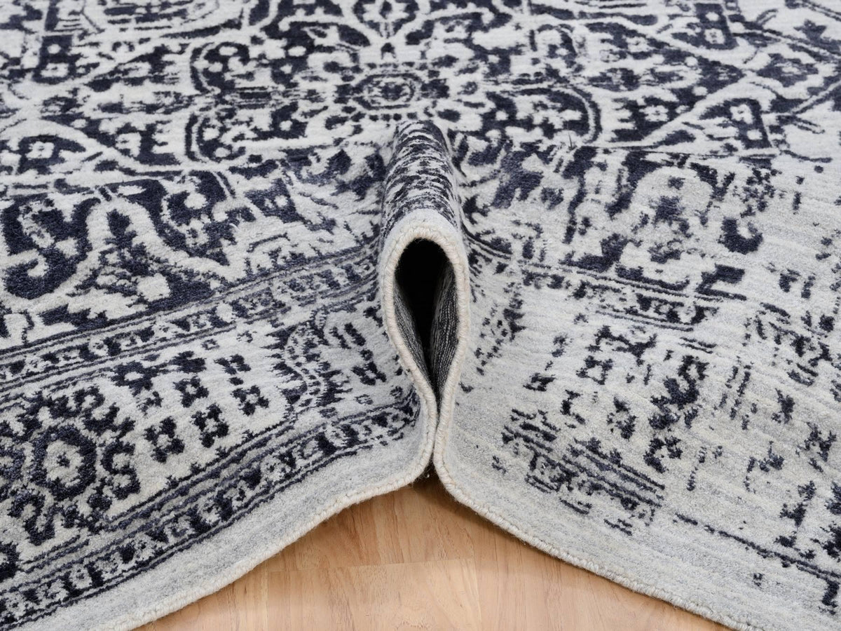 Heriz Heriz hand-knotted wool/silk rug in Black & Ivory, 8' x 10' — SKU O063787 (view 6)