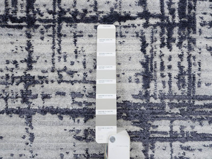 Modern / Contemporary hand-knotted wool/silk rug in Black, 7'10" x 10' — SKU O063788 (view 8)