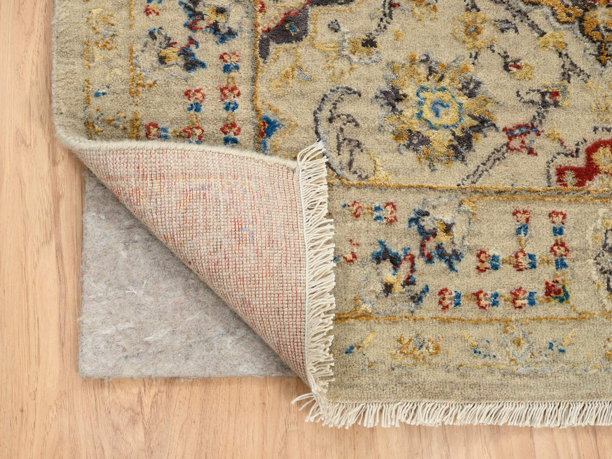 Transitional hand-knotted wool/pure silk rug in Beige, 5'3" x 7' — SKU O063796 (view 3)