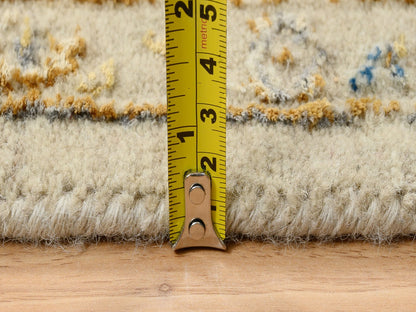 Transitional hand-knotted wool/pure silk rug in Beige, 5'3" x 7' — SKU O063796 (view 7)