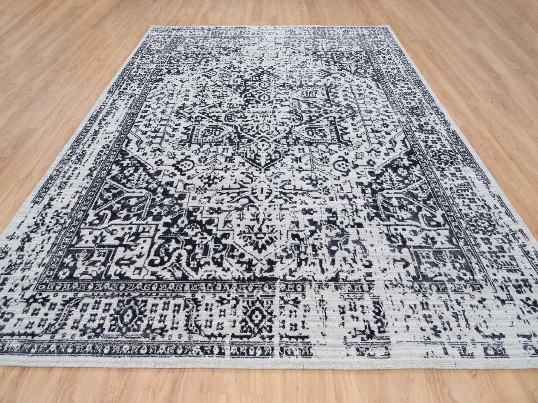 Heriz Heriz hand-knotted wool/silk rug in Black & Ivory, 8'10" x 11'10" — SKU O063827 (view 2)