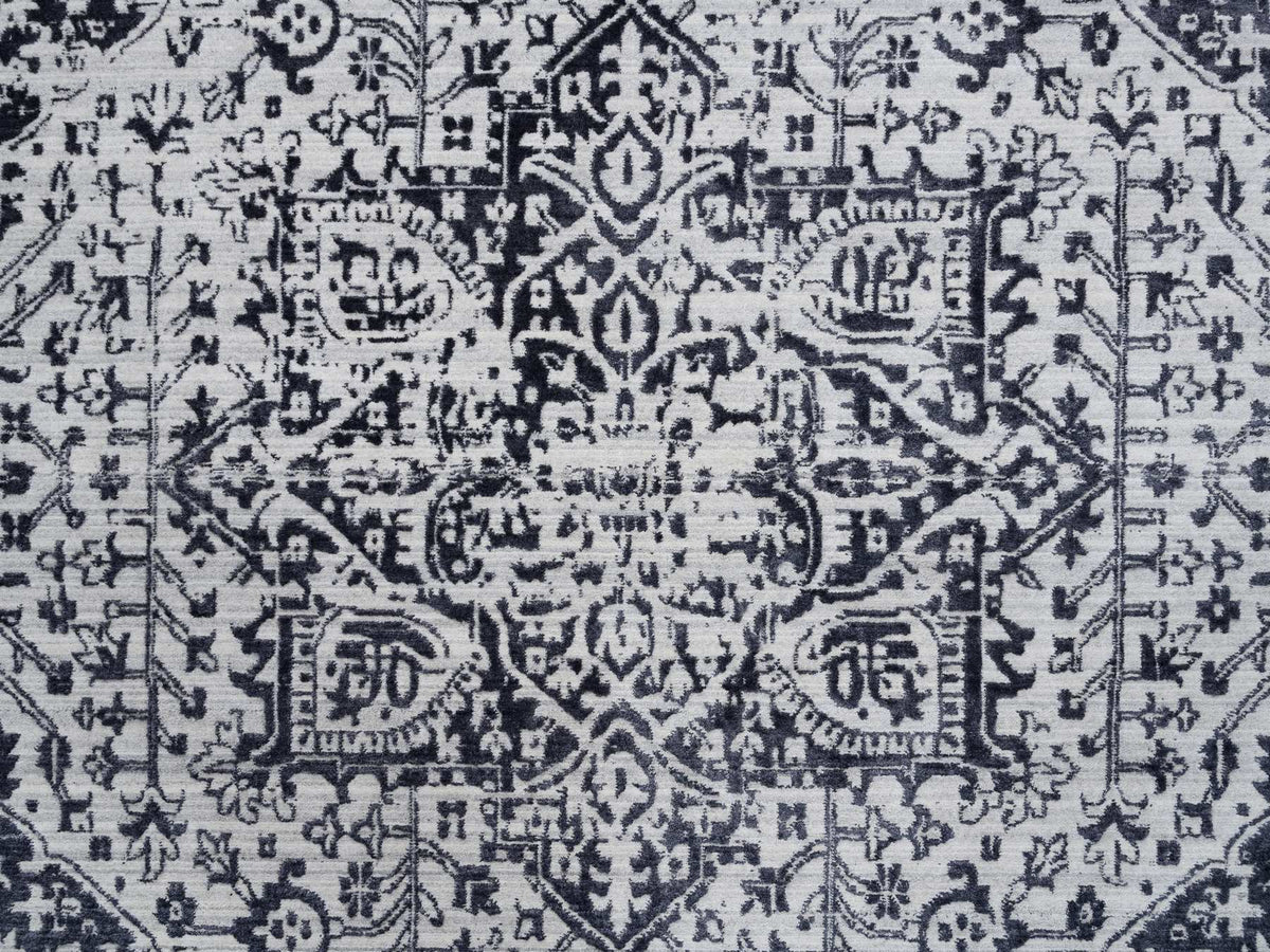 Heriz Heriz hand-knotted wool/silk rug in Black & Ivory, 8'10" x 11'10" — SKU O063827 (view 8)