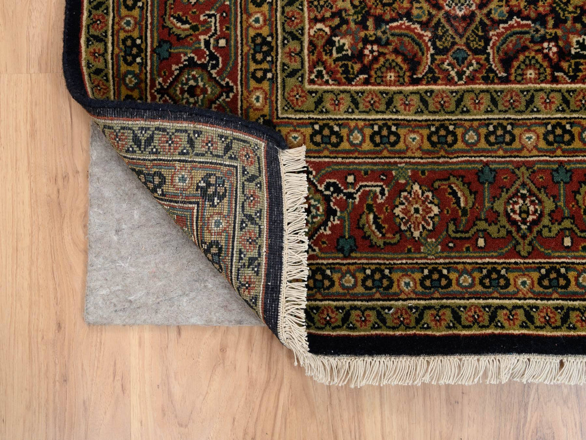 Herati Fine Oriental hand-knotted wool rug in Black & Red, 5'8" x 5'9" — SKU O063843 (view 3)