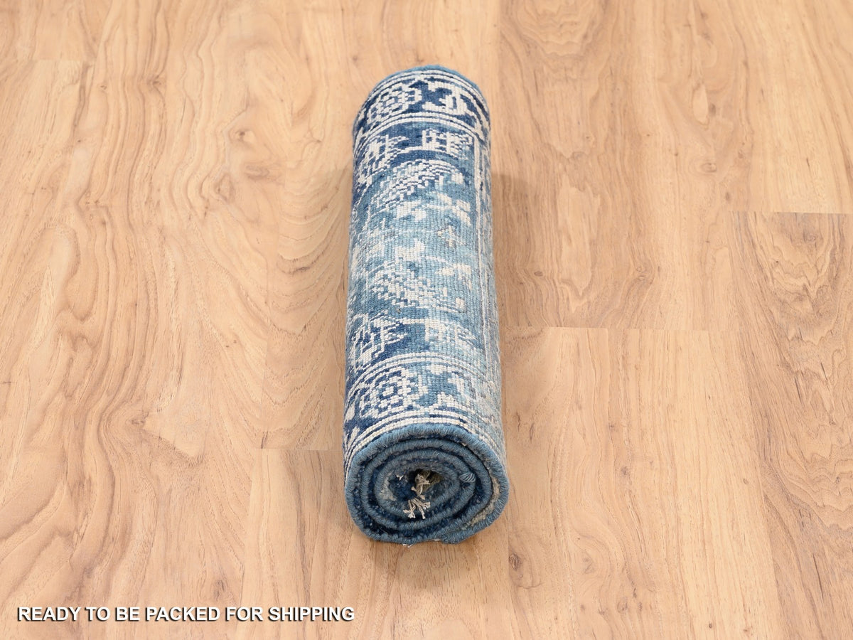 Heriz Transitional hand-knotted wool/silk rug in Blue & Navy Blue, 2' x 3'1" — SKU O063888 (view 6)