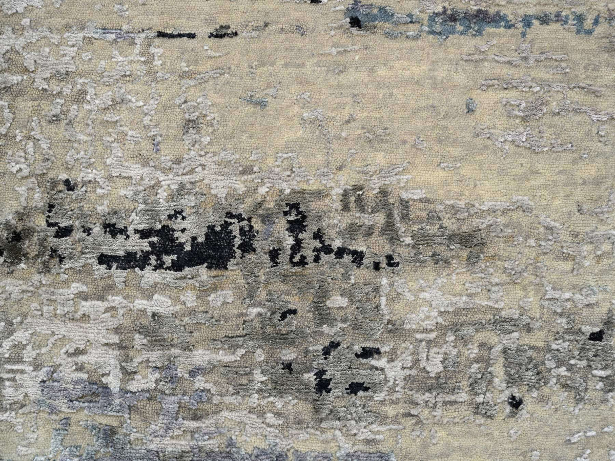 Modern / Contemporary hand-knotted wool/silk rug in Beige, 2' x 2'10" — SKU O063891 (view 5)