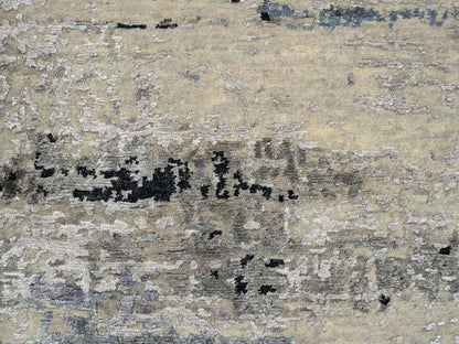 Modern / Contemporary hand-knotted wool/silk rug in Beige, 2' x 2'10" — SKU O063891 (view 5)